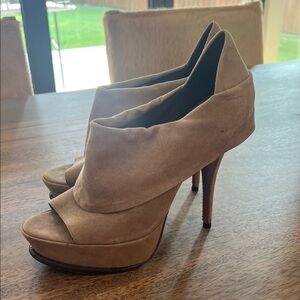 Elizabeth and James Tan High Heel Women's Shoes